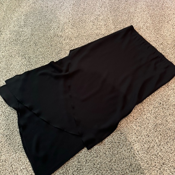 Chico’s Design maxi skirt in black polyester size 1 but runs very large - Picture 3 of 10